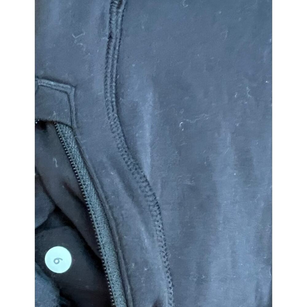 Lululemon Think Fast Hoodie Black Stripe - Picture 7 of 7